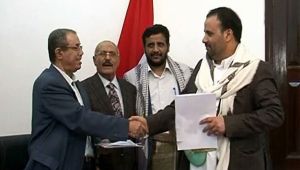باحث سعودي: المجلس السياسي للحوثي وصالح يواجه تحديات كبيرة وقد يفلس قريبا