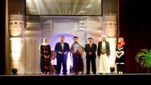 طلاب اليمن في ماليزيا يشاركون في المهرجان الثقافي العالمي بجامعة بتروناس