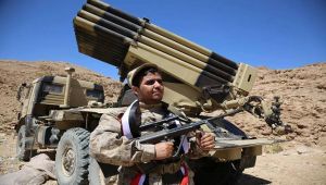  مأرب.. الجيش الوطني يأسر أحد عناصر مليشيات الحوثي بجبهة صرواح