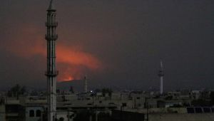 وكالة: مقتل 18 عسكريا إيرانيا بهجوم صاروخي بريف حماة السورية