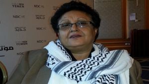 الحوثيون يطيحون بالقيادية المؤتمرية فائقة السيد من وزارة الشؤون الاجتماعية