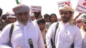 مسؤول يمني سابق يحذر من التمدد النفطي السعودي ببلاده