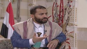 هكذا انتقد يمنيون تصريحات حميد الأحمر ضد الرئيس هادي