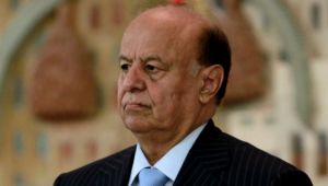 الرئيس هادي يتوعد بسقوط الحوثيين ورفع علم الجمهورية على قمة جبل مران