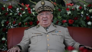 قائد أركان الجزائر: قوى كبرى تعمل على رسم خارطة العالم وفق مصالحها
