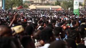 السودان يترقب "مليونية" الحراك والمهدي يدعو لعدم استفزاز الجيش