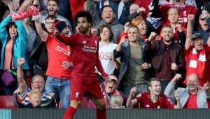 ليفربول ينتزع تعادلا صعبا من مان يونايتد