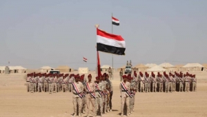 مقتل ستة جنود وإصابة آخرين بقصف حوثي استهدف مواقع الجيش في المخا