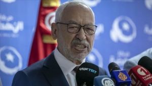 الغنوشي: النهضة لن تشارك بحكومة فيها "قلب تونس"