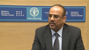 الميسري يطالب التحالف بالتوضيح بشأن قصف معسكر الجيش بمأرب