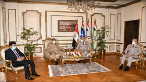 اليمن يطلب دعما مصريا في المجالات العسكرية والأمنية