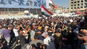 بغداد تتحضر لمظاهرات تطالب بحل البرلمان وأخرى تدعو للشرعية
