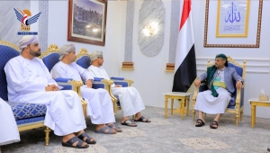 وفد من سلطنة عمان يصل صنعاء للقاء الحوثيين وبحث السلام