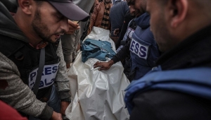 "الإعلامي الحكومي" بغزة: ارتفاع عدد الصحفيين القتلى إلى 99