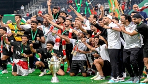 كأس السوبر الإفريقي: الزمالك المصري يتفوق على مواطنه الأهلي ويتوج باللقب