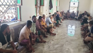 حضرموت.. قبائل الحموم تناقش مستجدات اعتقال العميد اليميني وتطالب بإنصافه