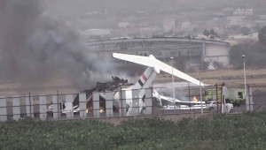 مدير مطار صنعاء الدولي يقدر خسائر قصف المطار بنصف مليار دولار