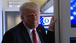 في حادثة غريبة.. ترامب يطلب طرد صحفيين كشفوا "فشل" تدمير مواقع إيران النووية