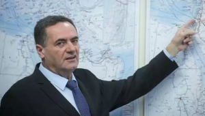 وزير الدفاع الإسرائيلي: وجهنا ضربة ساحقة لكبار قادة الحوثيين وما فعلناه هو البداية