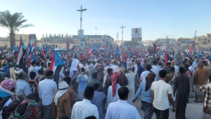 الانقالي يحشد في سيئون ويفوض الزبيدي مجددا ويطالب بالداعري