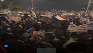 الانتقالي يصعد في وجه الحكومة ويقتحم بوابات القصر الرئاسي وسقوط جرحى