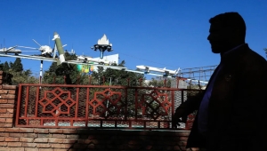 معهد واشنطن: انخراط الحوثيين في الحرب من اليمن يعكس حسابات تصعيد محسوبة