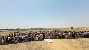 حجة.. تشييع مهيب لجثامين ضحايا جريمة استهداف الحوثيين لمائدة إفطار رمضان في حيران