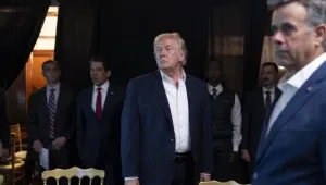 ترامب يرفض مقترحا إيرانيا برفع الحصار البحري