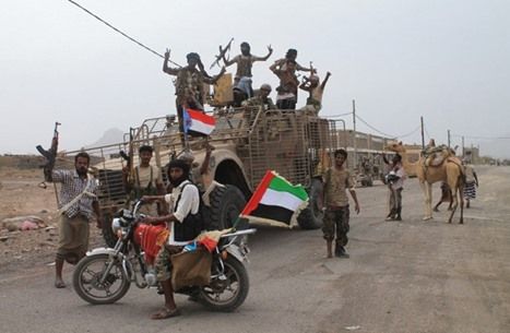 عربي 21 يكشف:الرهينة البريطاني باليمن تحرر بفدية وليس بعملية عسكرية إماراتية