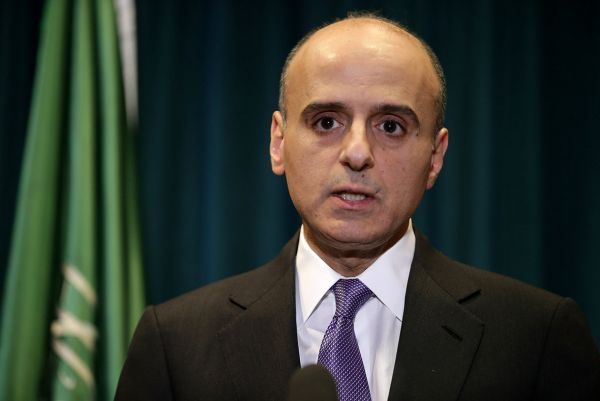 السعودية تقطع علاقتها مع ايران وتطرد الدبلوماسيين من الرياض