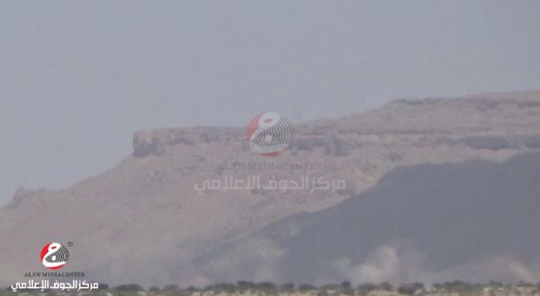 الجوف: قوات الجيش والمقاومة تهاجم مواقع المليشيا في المتون وتكبدها خسائر كبيرة بدعم من طيران التحالف