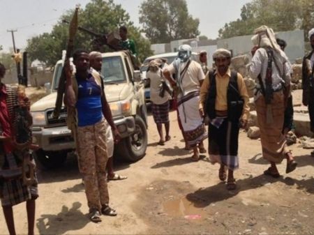 أبين : قوات الشرعية تصد هجوما عنيفا لمليشيا الحوثي شمال لودر وتلحق بهم خسائر فادحة