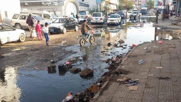 قرار حوثي بمنع المنظمات الدولية من مكافحة وباء الكوليرا