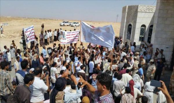 محافظة المهرة تطالب باستعادة السيادة الوطنية
