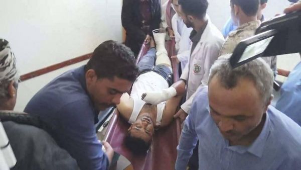 مقتل طفل وإصابة خمسة بينهم امرأة بقصف حوثي في تعز