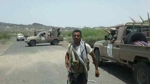 الجيش يحبط تقدما للحوثيين جنوبي تعز