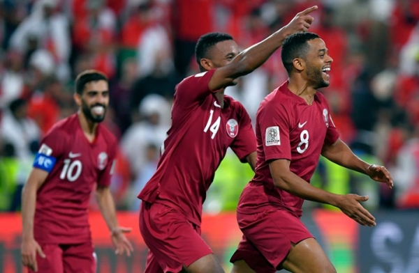 الغارديان: الإمارات تعتقل بريطانيا شجّع منتخب قطر