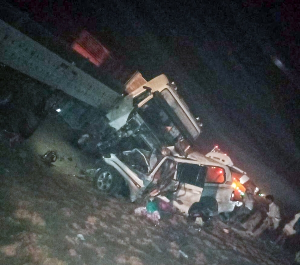 وفاة أربعة مسافرين على طريق العبر - مأرب في حادث مروري