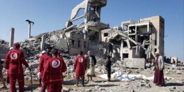 الحوثيون يعلنون ارتفاع ضحايا القصف على سجن في ذمار إلى 156 قتيلا