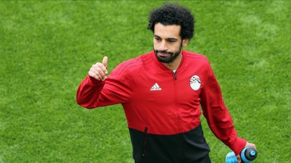 هل أُجبر والد محمد صلاح على قراءة بيان مؤيد للسيسي؟