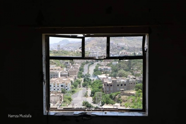 المركز اليمني الهولندي يطالب الحوثيين بفتح معابر إنسانية لسكان تعز