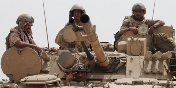 الإمارات تسحب آلياتها العسكرية من مقر التحالف العربي بعدن