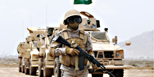 وصول دفعة جديدة من القوات السعودية إلى مطار عدن الدولي