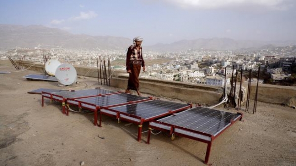 كهرباء اليمن.. فساد صاعق في مناطق الحكومة والحوثيين