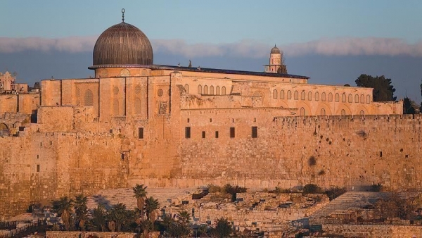 صفقة القرن.. دولة فلسطينية منزوعة السيادة عاصمتها 