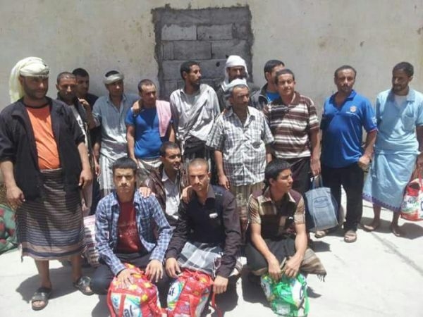 جماعة الحوثي تعلن تحرير سبعة من أسراها في صفقة تبادل مع الحكومة