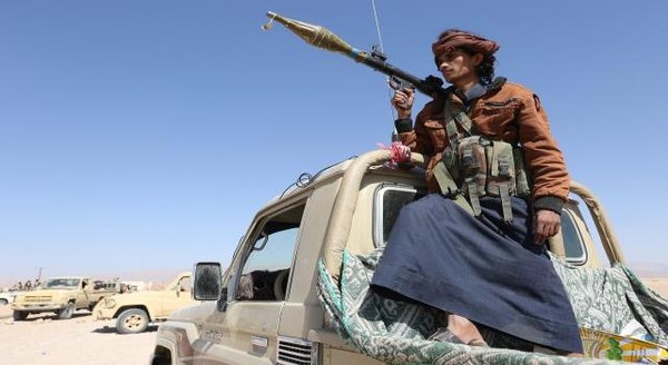  جماعة الحوثي تعلن استهداف مناطق حساسة بالداخل السعودي