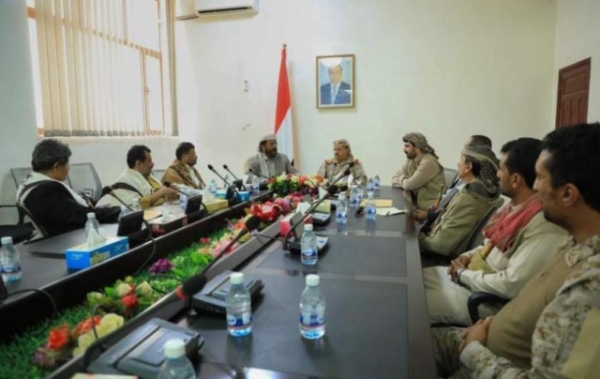 وزير الدفاع يدعو إلى النفير العام والتوجه نحو صنعاء  