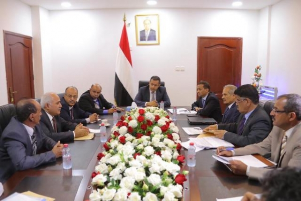 وزيران في الحكومة اليمنية يقدمان استقالتهما احتجاجا على ممارسات رئيس الوزراء
