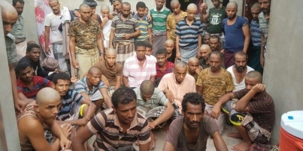 جماعة الحوثي تعلن إفراجها عن 70 أسيرا و1600 سجين